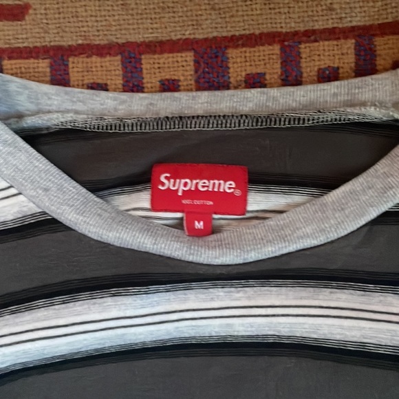 Vintage supreme striped tee - Picture 2 of 3
